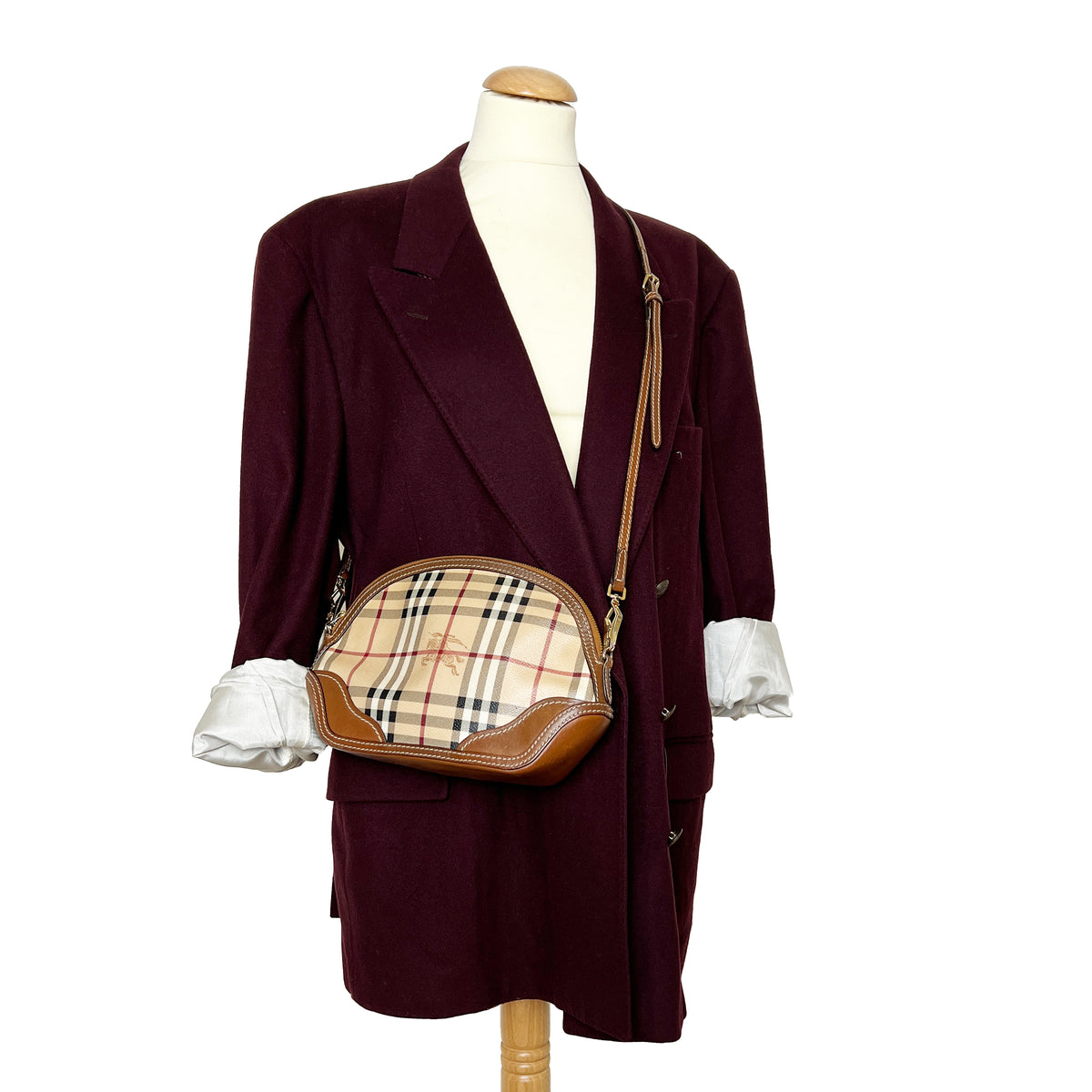 Burberry vintage novacheck shoulder bag | Shop now WhatPeopleSay 